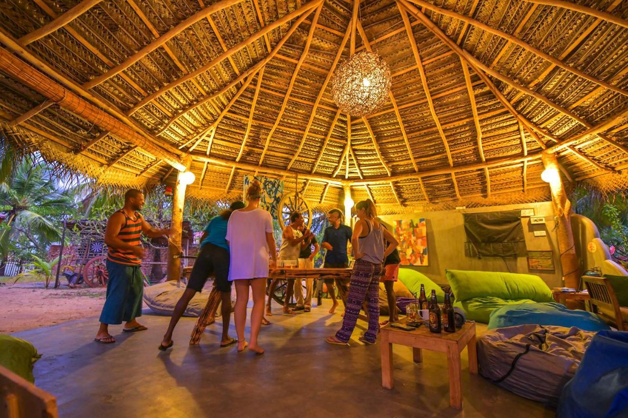 Kitesurfing Lanka Hotell Kalpitiya Eksteriør bilde