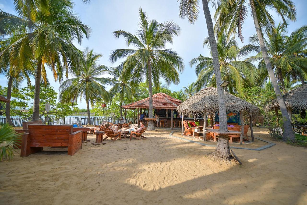 Kitesurfing Lanka Hotell Kalpitiya Eksteriør bilde