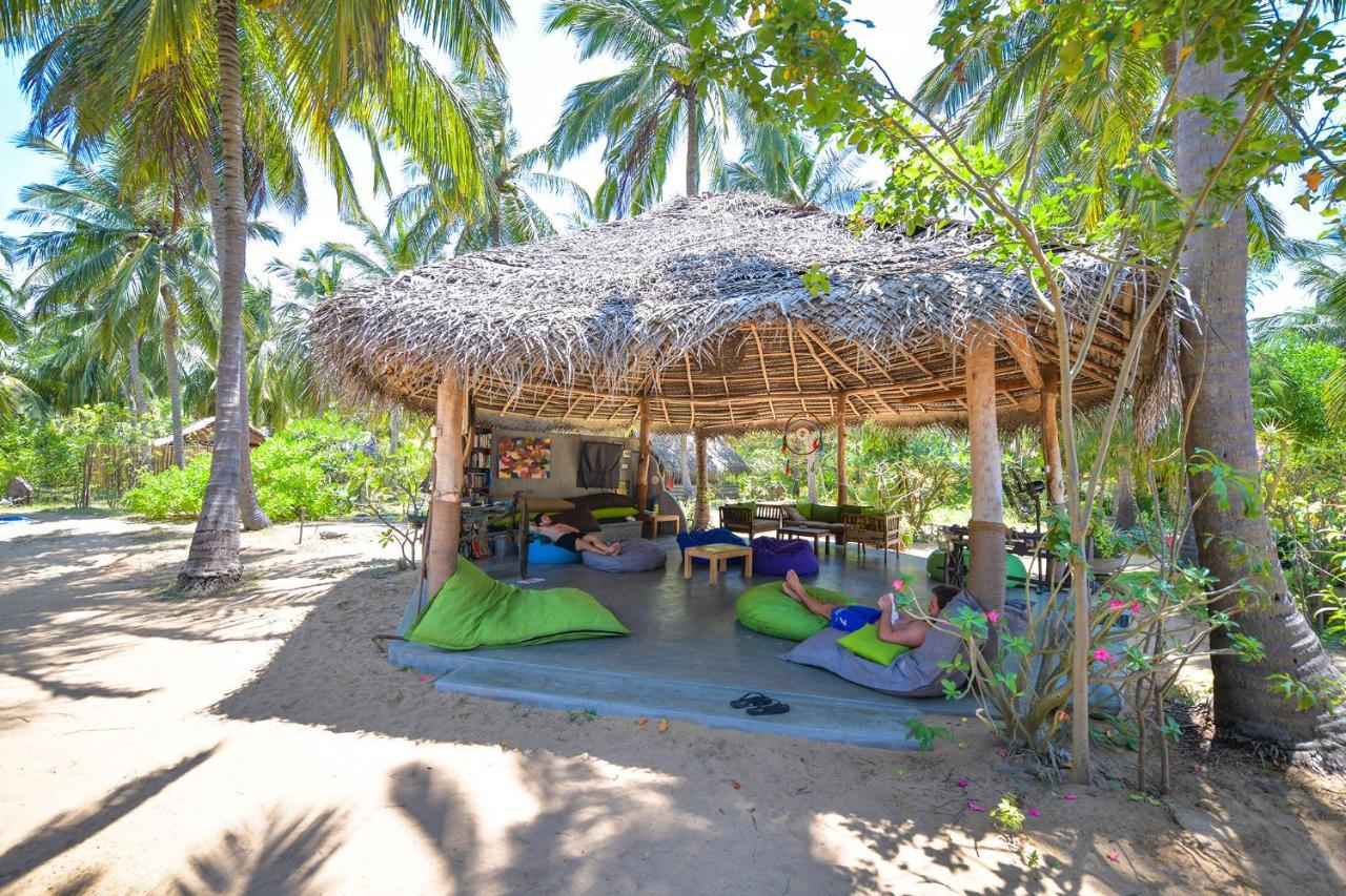 Kitesurfing Lanka Hotell Kalpitiya Eksteriør bilde
