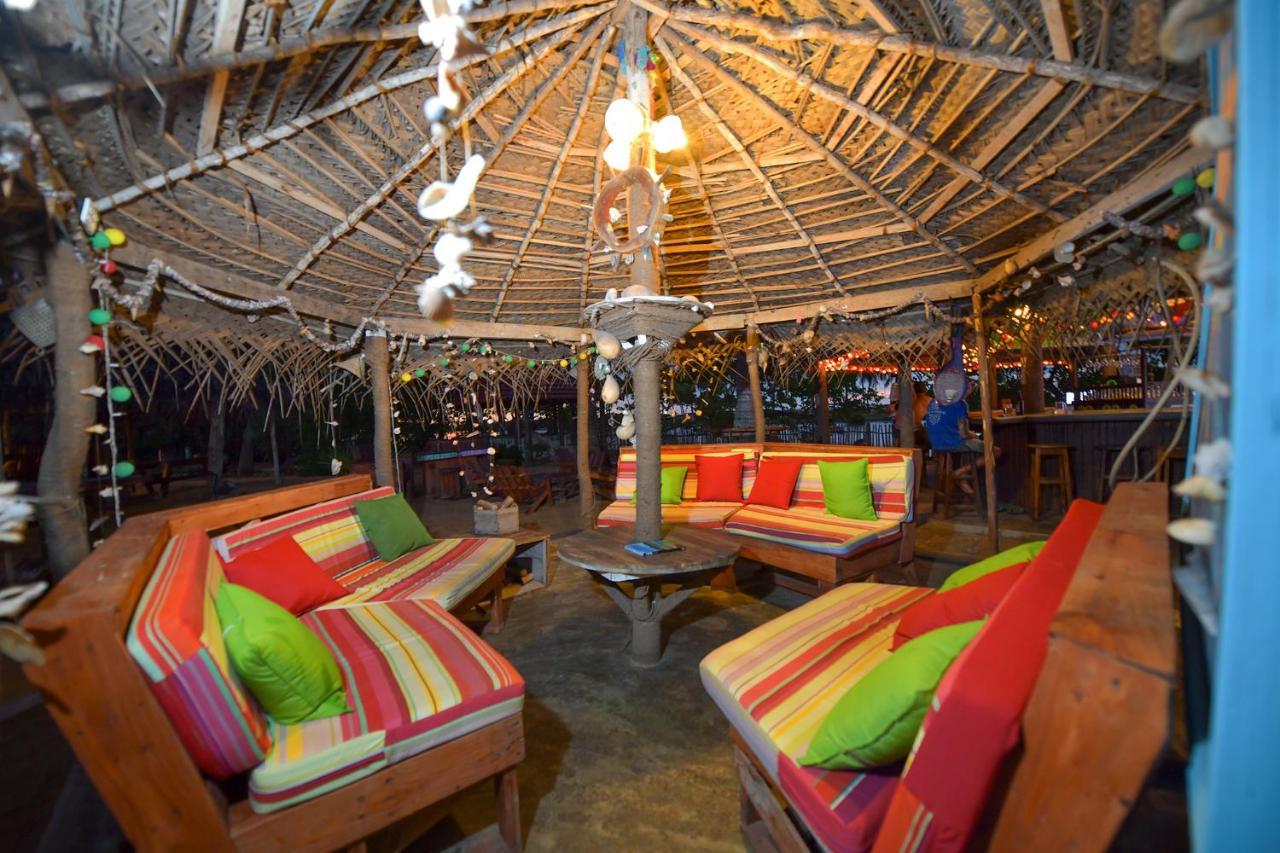Kitesurfing Lanka Hotell Kalpitiya Eksteriør bilde